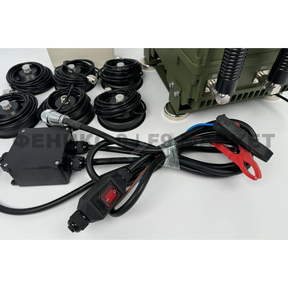 Подавитель БПЛА и FPV-дронов Герань-6 автомобильный 300Вт 6 каналов 400-3500 МГц
